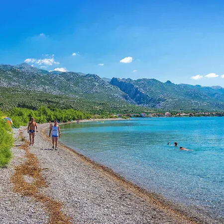 In Starigrad-paklenica 43596 スタリグラード